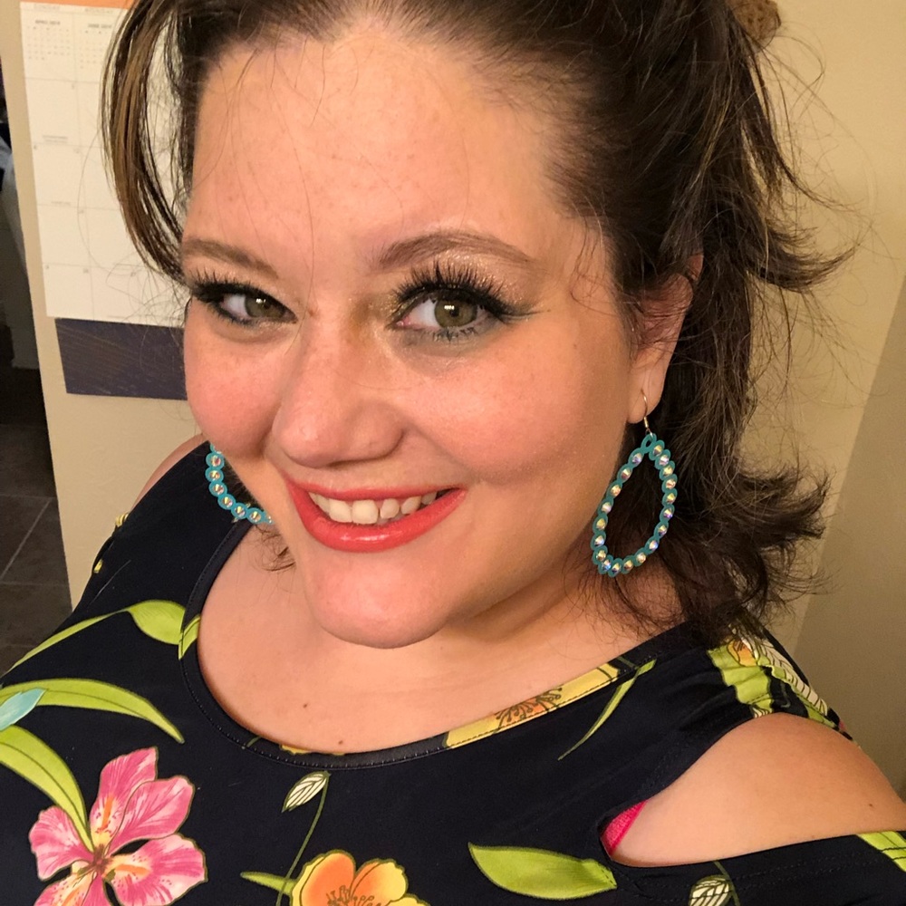 Meet your Posher, Alana